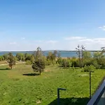 Art - W Mielnie Z Widokiem Na Jezioro, Parkingiem I Basenem Sezonowym By Renters Apartman Mielno